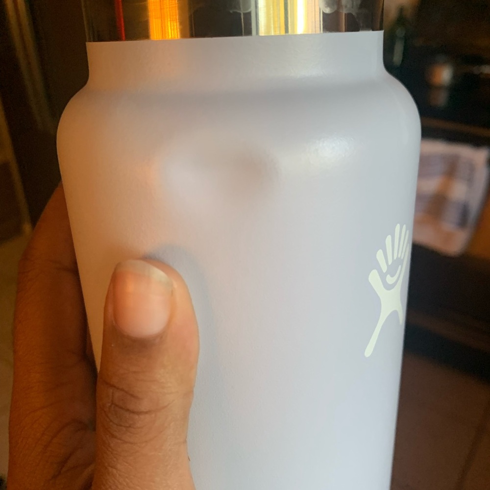 30oz Hydroflask: Fog - Picture 3 of 3